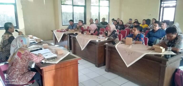 Rapat Koordinasi Bantuan Keuangan Khusus (BKK) pada APBD TA 2025